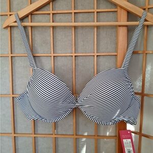 Xhilaration Striped Bikini Top in Navy and White - Large